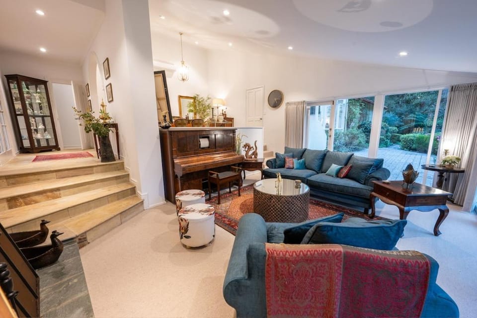 Lounge or bar