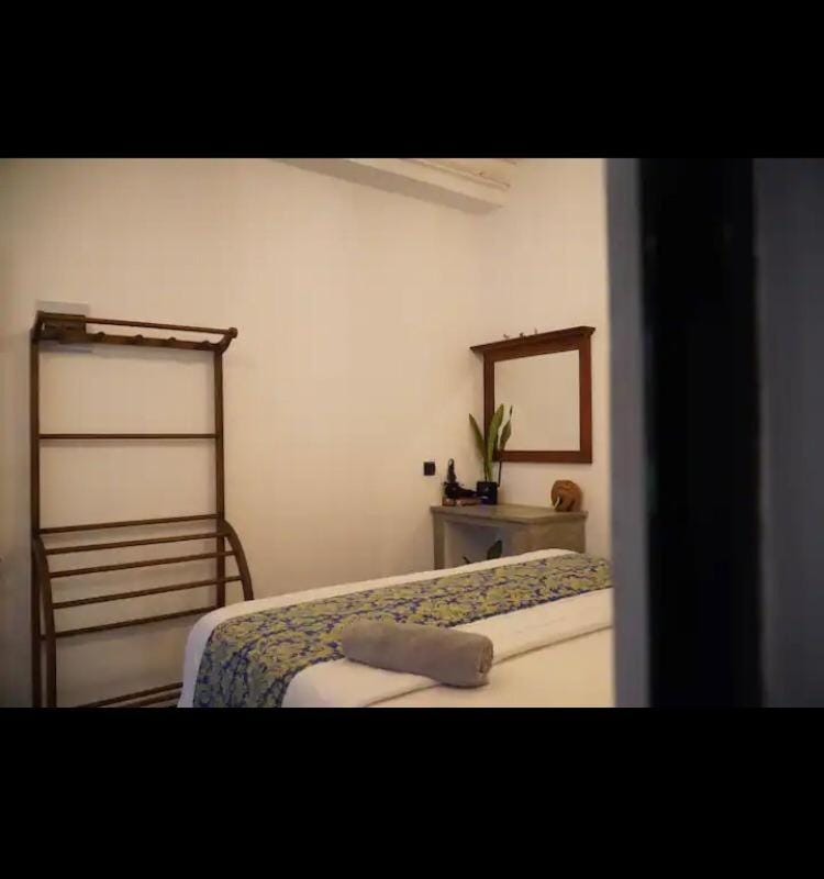 Ocean Breeze Apartment in Southern Province
