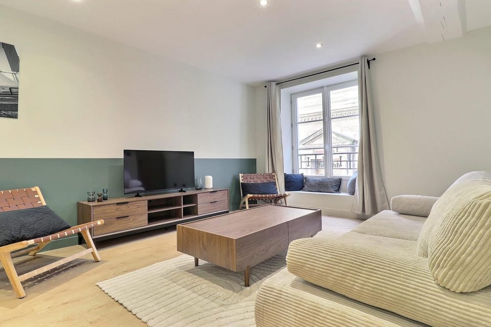 Prestige Apartment Lyon 2 6 guests - Place des Célestins Apartment in Lyon