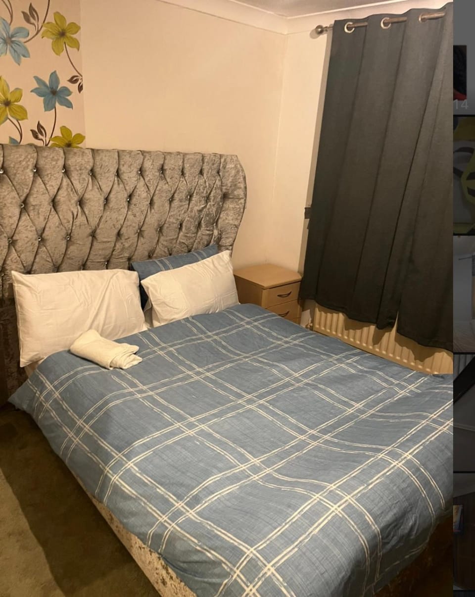 Stylish 3BR Home Sleeps 6 Free Parking Family Friendly House in Middlesbrough