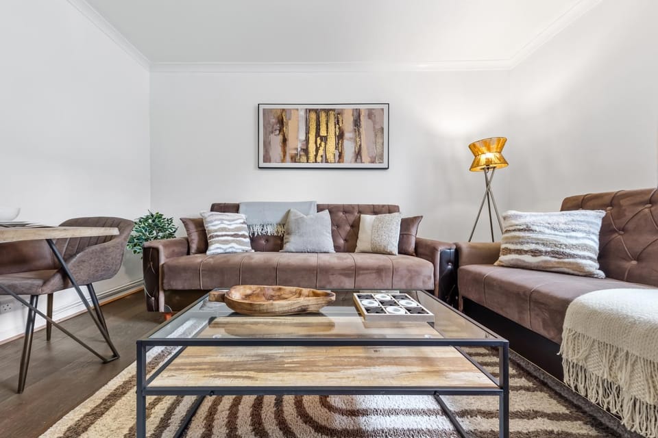 Central Ldn 2 Bed Flat, Nine Elms St, Sleeps up to 8! Apartment in London
