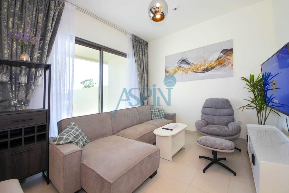 Aspin 3BHK Family Townhouse - Near DWC Airport Villa in Dubai