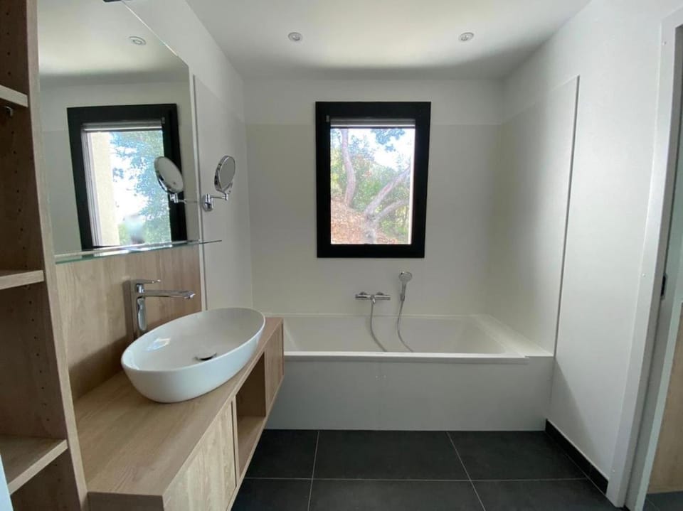 Villa Boreas - Pool, Sea View & Studio Villa in Rayol-Canadel-sur-Mer