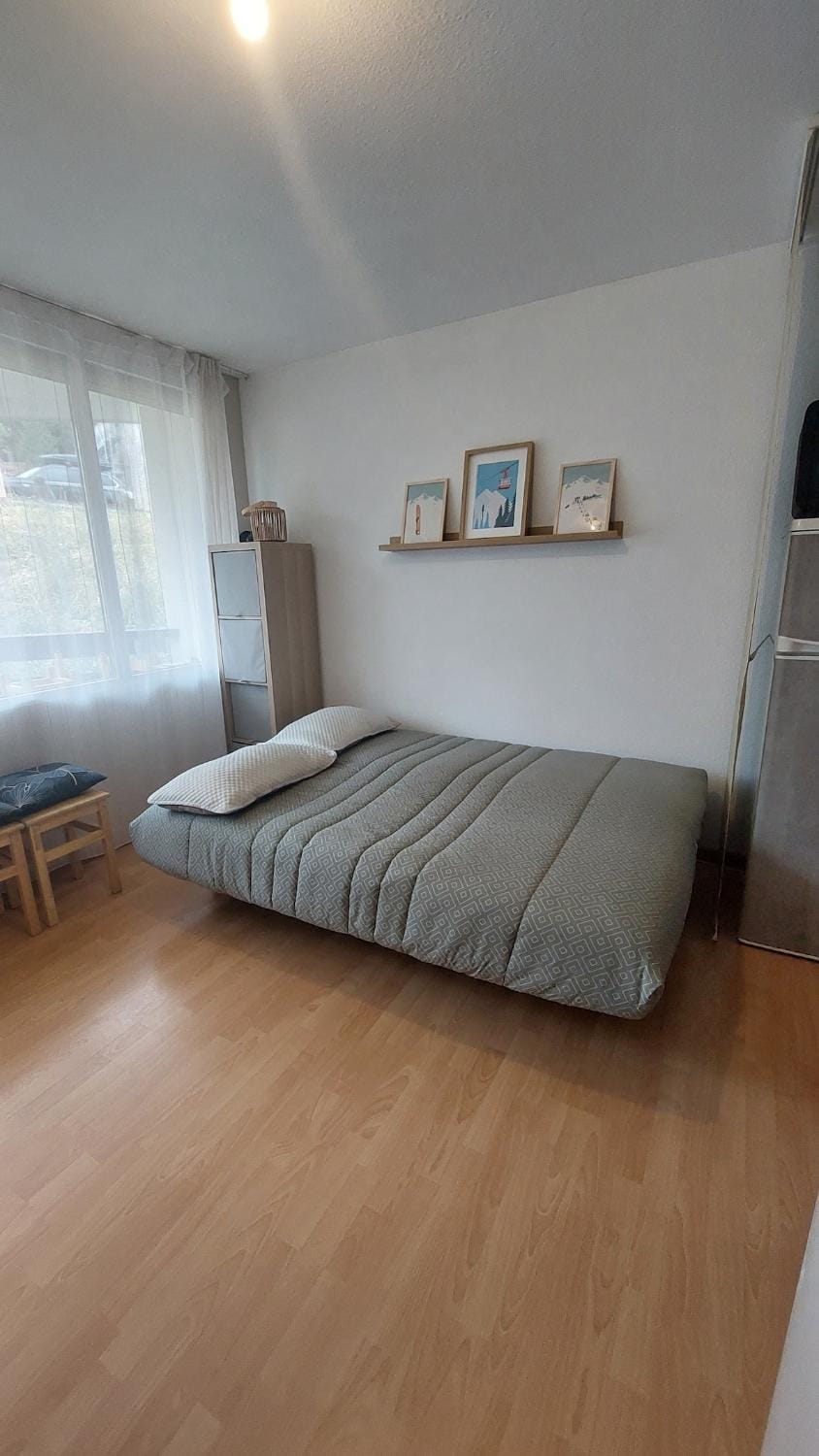 Bed, Photo of the whole room