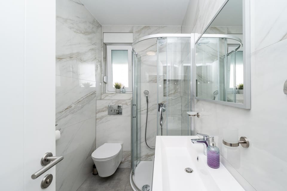 Ella modern centrally located apartments Apartment in Novalja