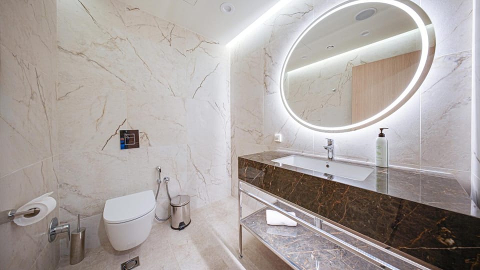 Toilet, Bathroom