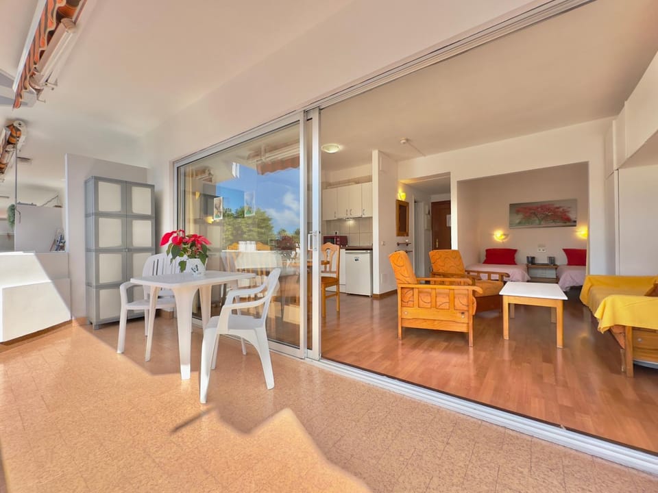 Balcony/Terrace, Living room, Dining area
