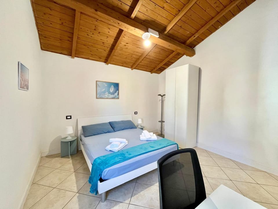 Bed, Bedroom, wardrobe