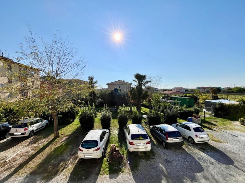 Garden, Garden view, Parking