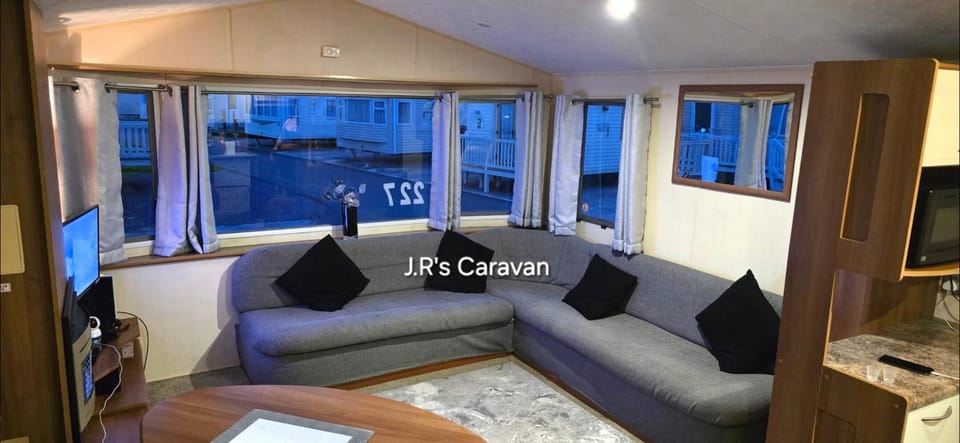 Golden Gate Holiday Centre Campground/ 
RV Resort in Towyn