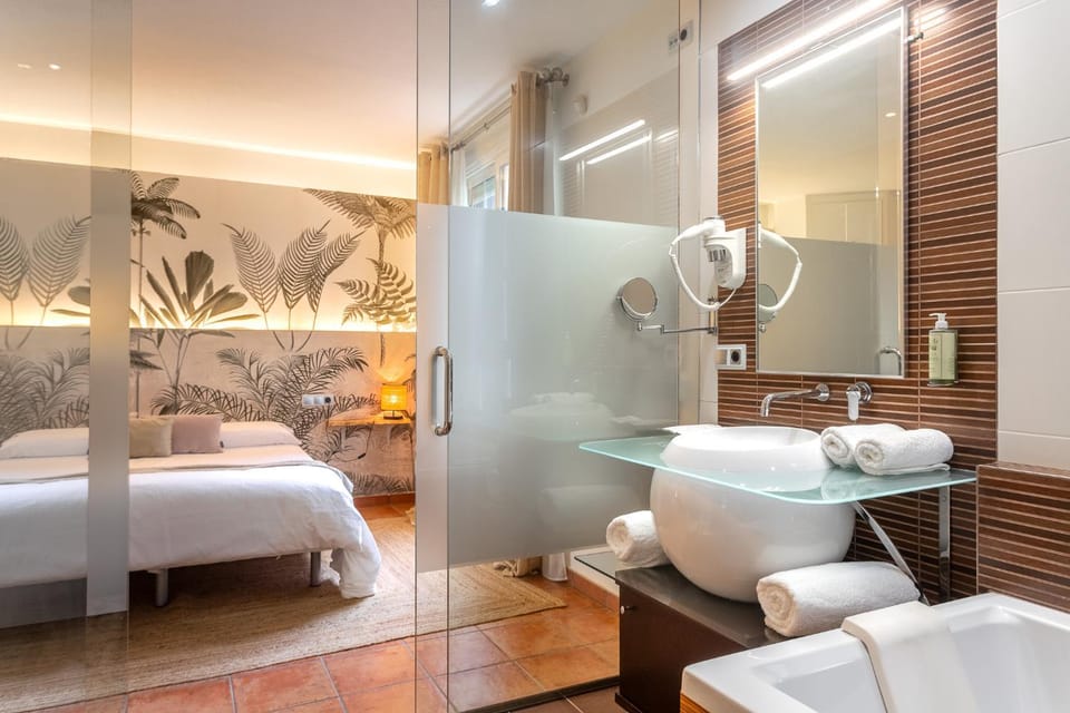 Toilet, Bathroom, Bath
