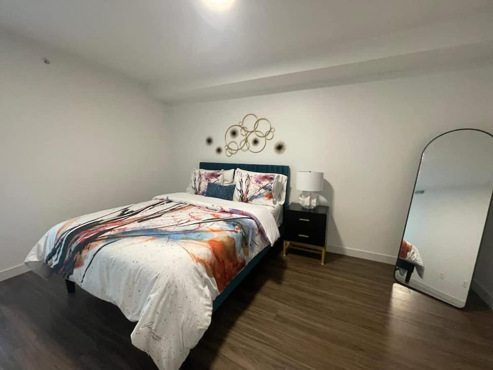 Bright 1 BR with Lots of Sunlight & 6 Appliances Apartment in Dartmouth