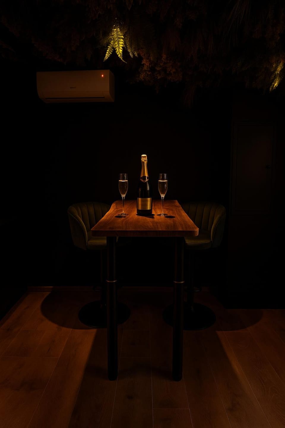 Dining area, Drinks, Alcoholic drinks