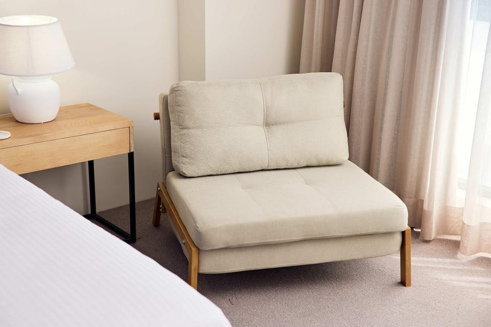 Bed, Seating area, Bedroom