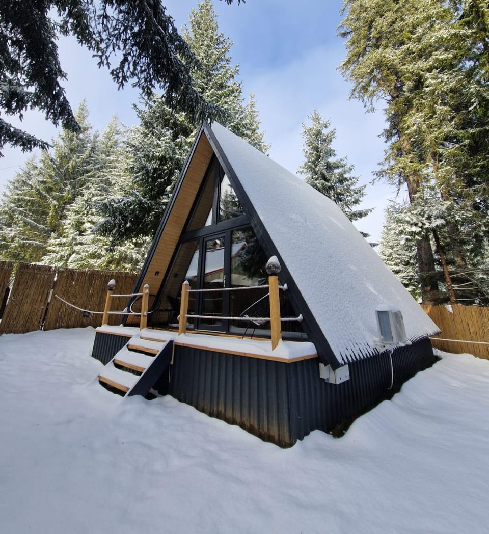Property building, Day, Natural landscape, Winter