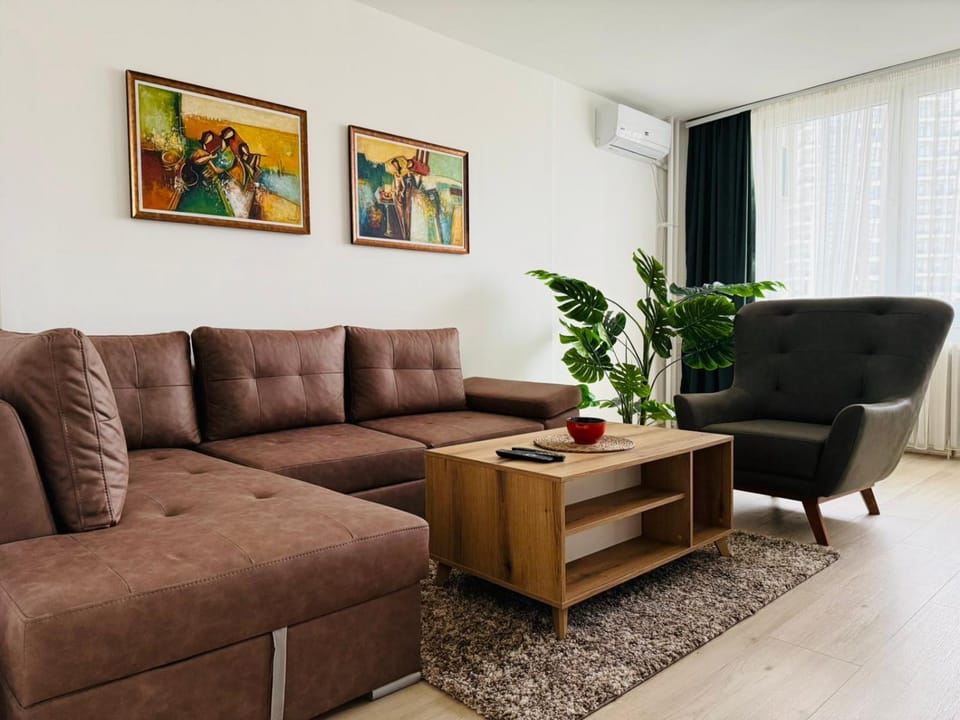 Living room, Seating area, air conditioner