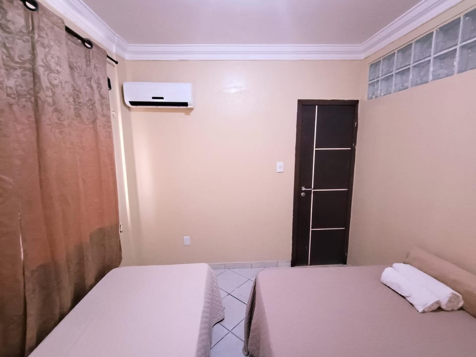 Apto inteiro 3 quartos, sendo duas suítes Apartment in Belém