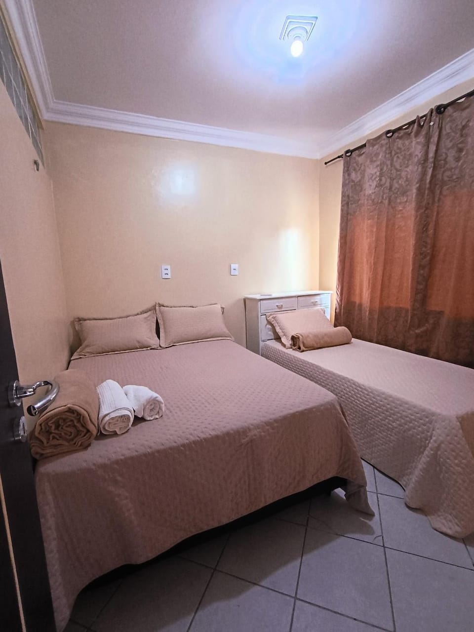 Apto inteiro 3 quartos, sendo duas suítes Apartment in Belém