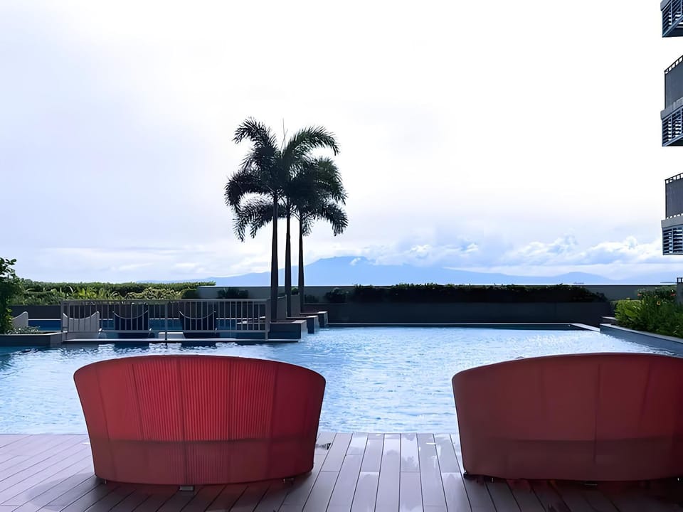 Patio, Day, Natural landscape, View (from property/room), Balcony/Terrace, Pool view, Sea view, Swimming pool, sunbed