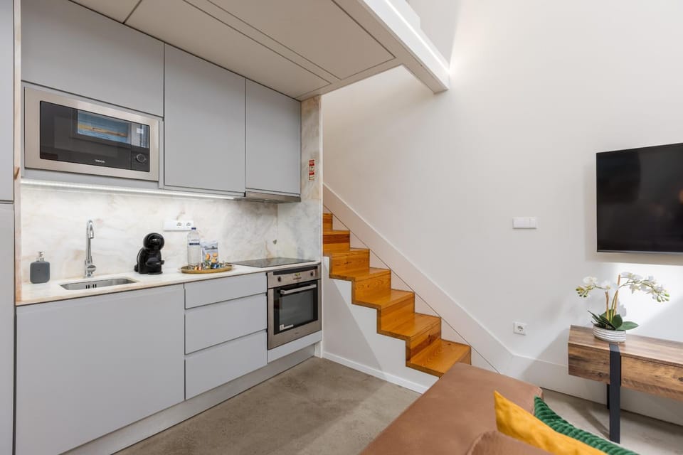 Design loft, Downtown Porto Apartment in Porto