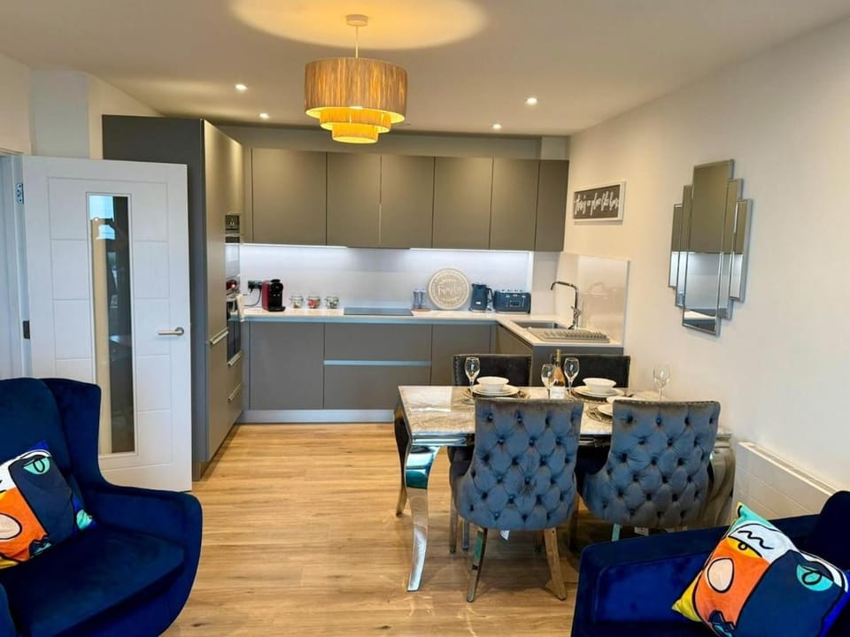 Harbour View - Steps From The Sea - Balcony - Parking Apartment in Ramsgate