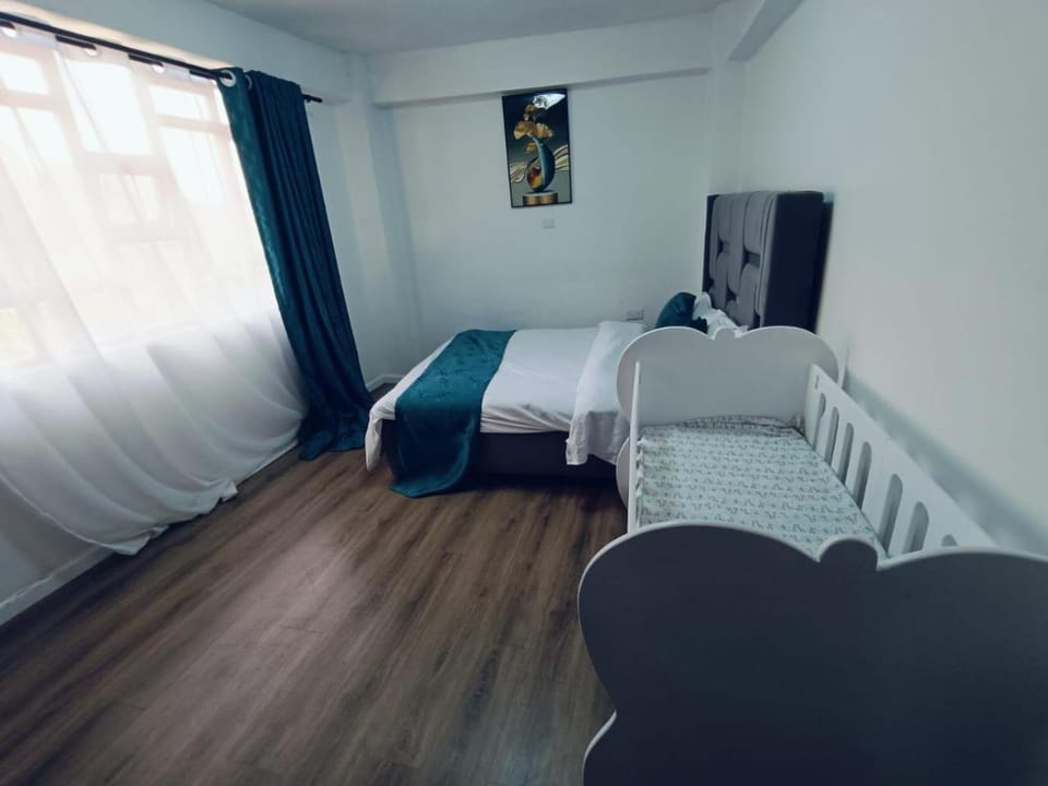 Bed, Photo of the whole room, Bedroom, cot