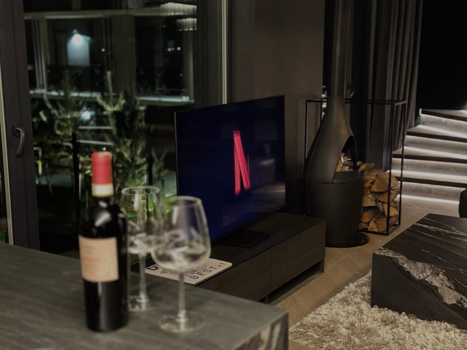 Loft Noire Apartment in Palanga