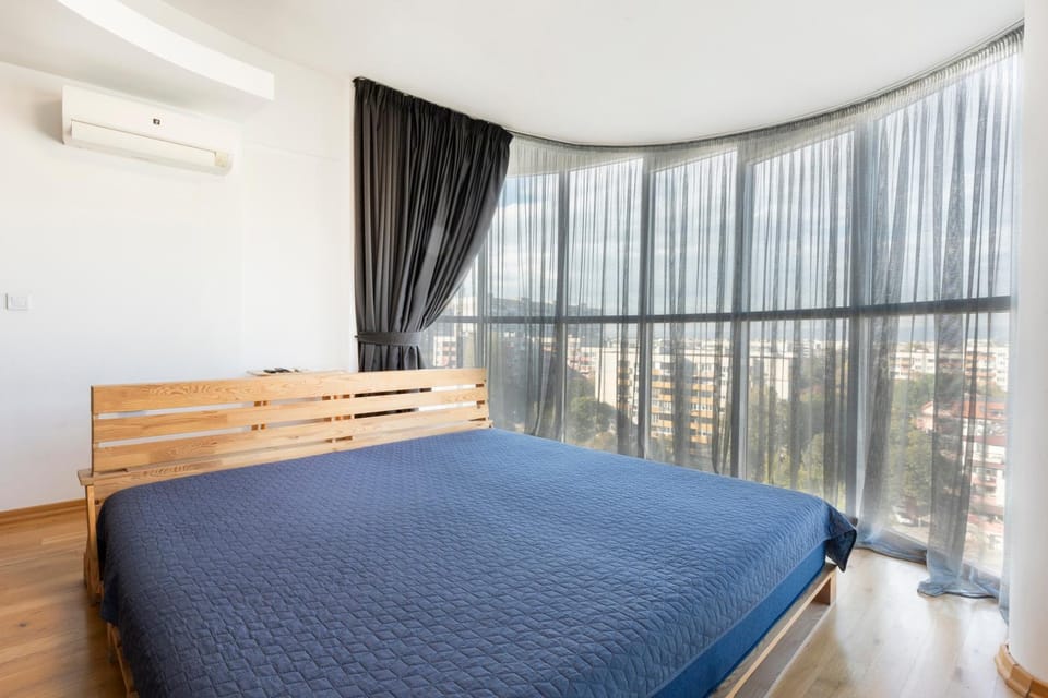 Luna Penthouse Stunning Sofia Skyline plus FREE Parking Apartment in Sofia