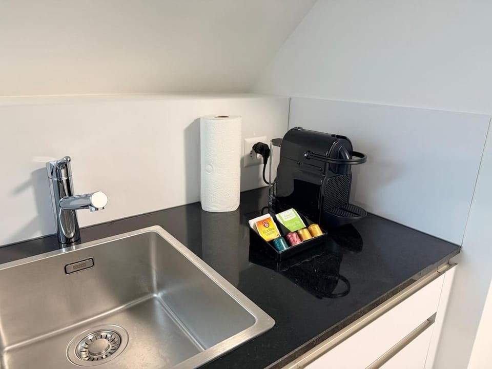 Coffee/tea facilities, Kitchen or kitchenette