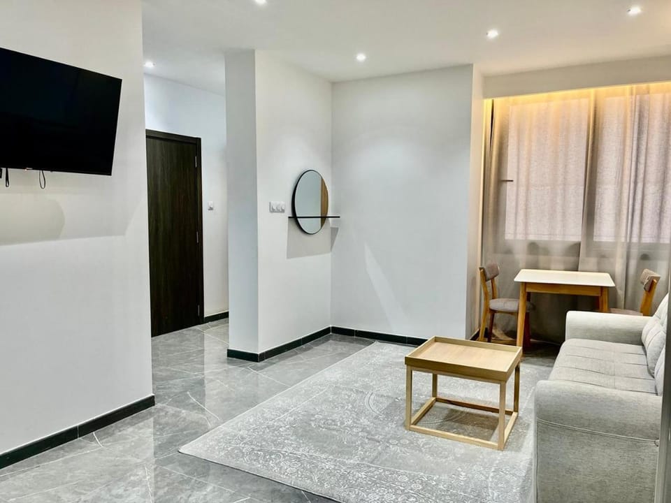 Communal lounge/ TV room, Living room, Seating area