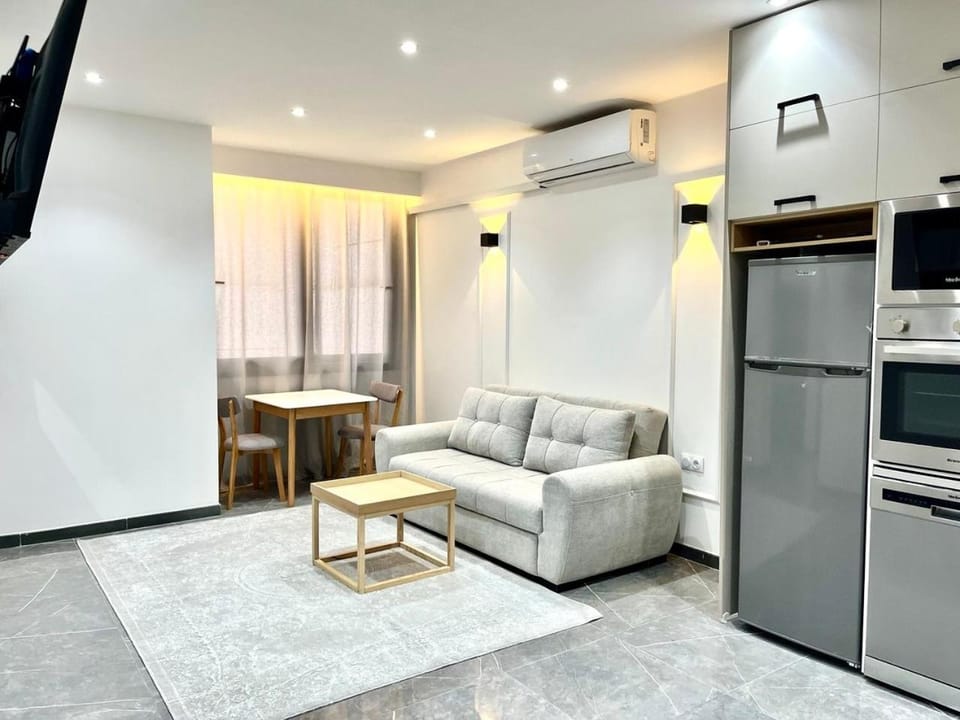 Communal lounge/ TV room, Seating area