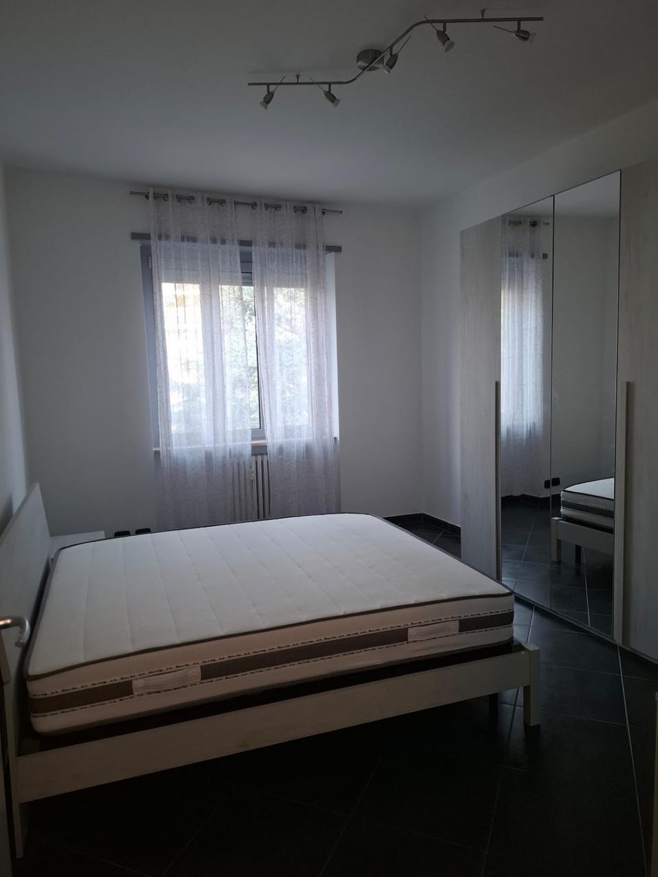 ada negri house - entire apartment Apartment in Turin