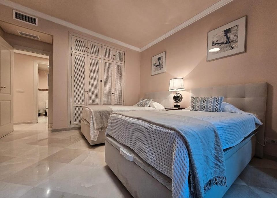 Palacio Verde Don Carlos Apartment in Marbella