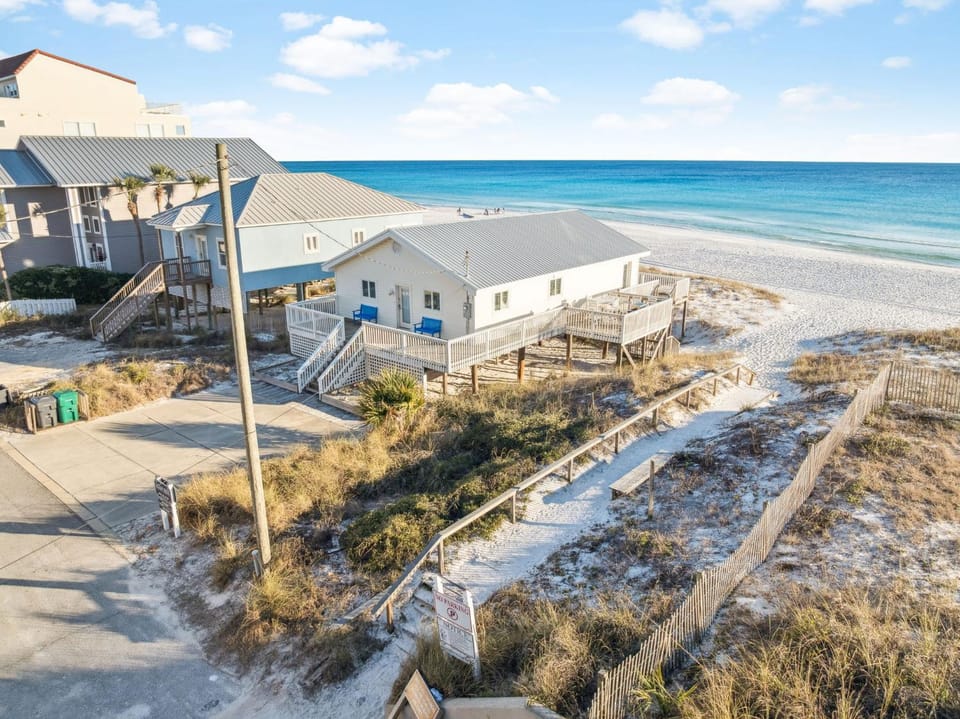 Property building, Day, Beach, Sea view