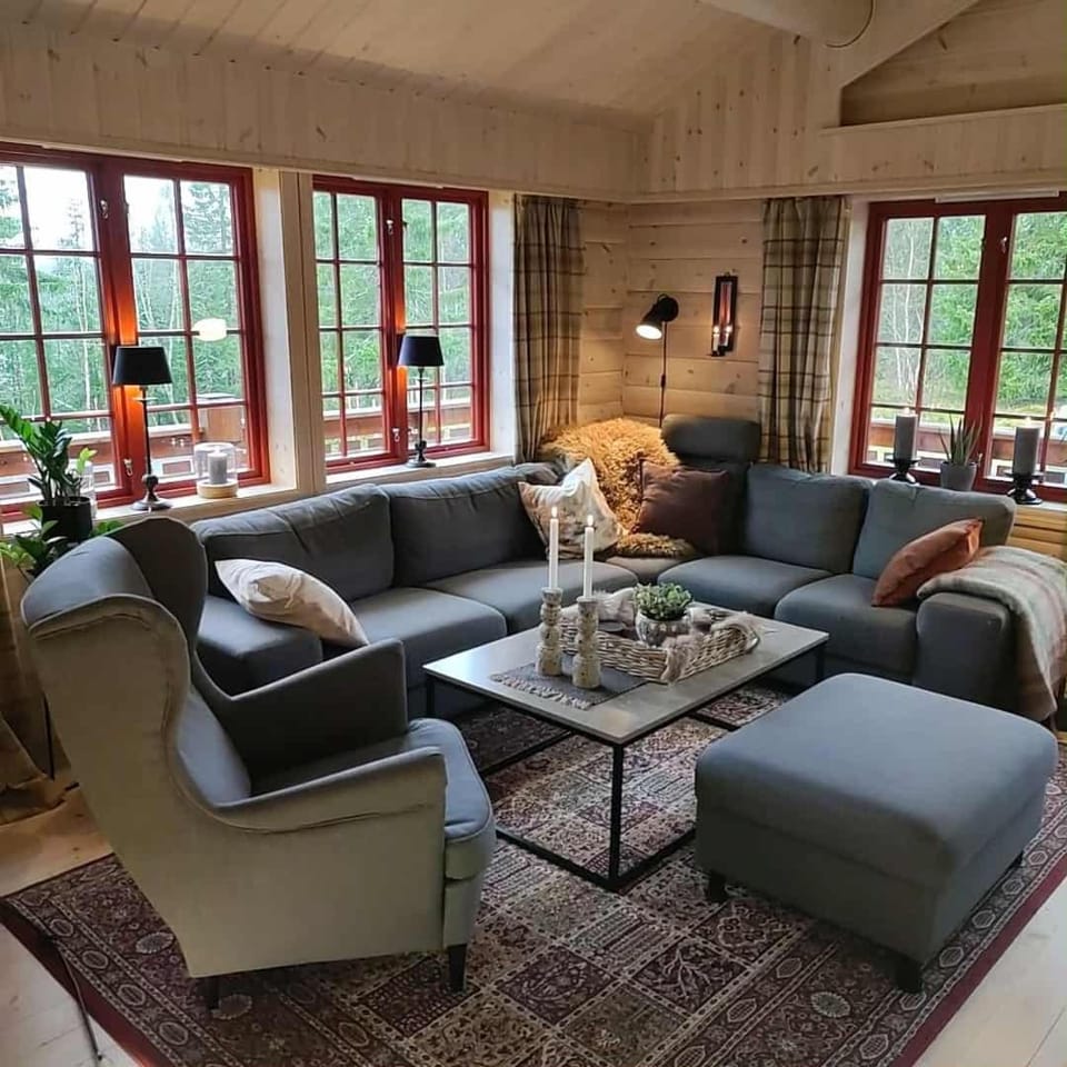Living room, Seating area