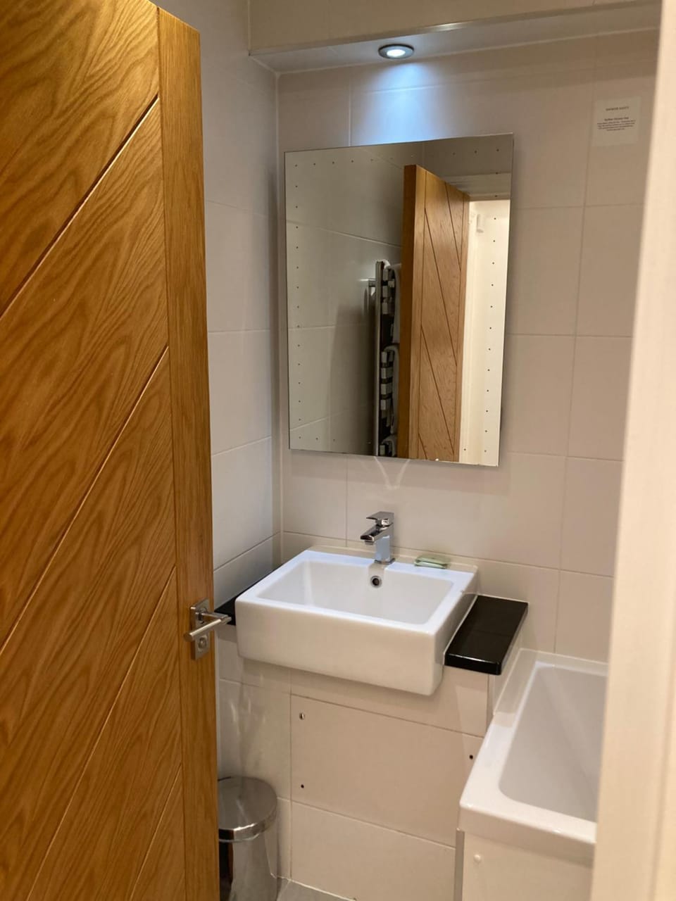NELL GWYNN HOUSE - Large Studio Apartment with Patio, Sloane Square Apartment in City of Westminster
