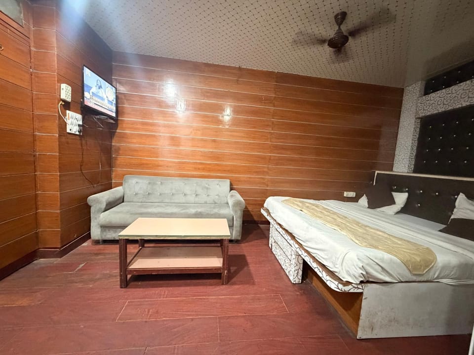 Ashirwad Lucknow Hotel in Lucknow