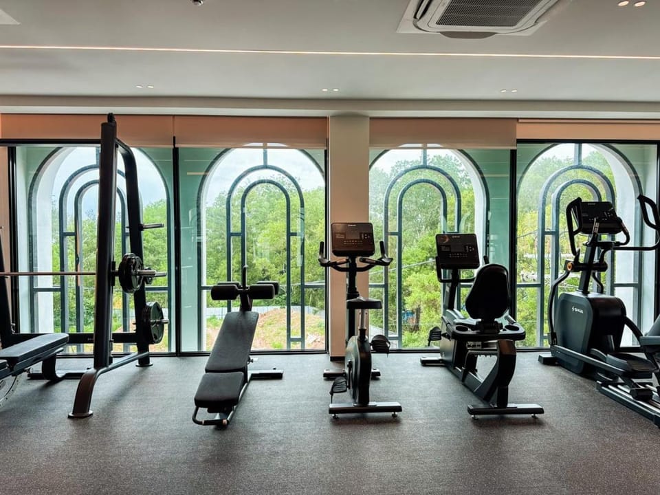 Super 1Bdr Title Legendary Bang Tao 10 min to the Beach Apartment in Choeng Thale