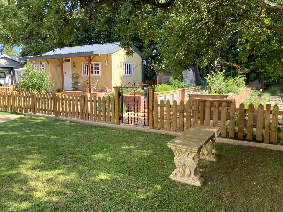 Property building, Garden view