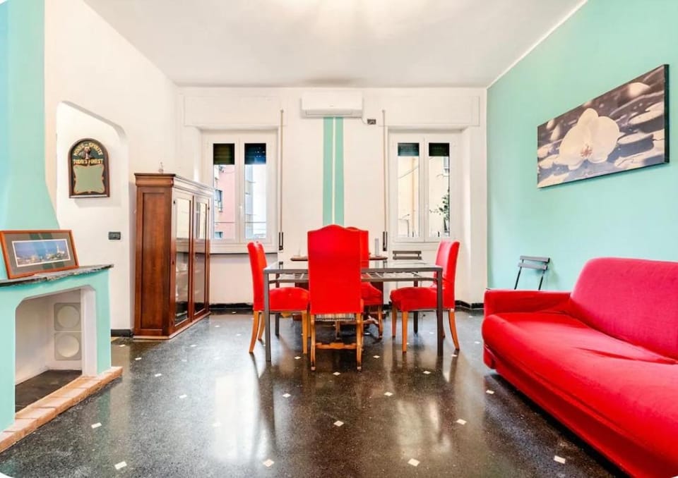 Angelo Home Central Apartment in Genoa