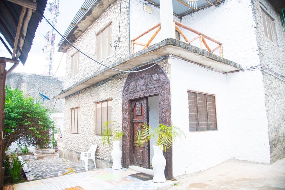 Spice Garden Lodge B&B Bed and Breakfast in Tanzania