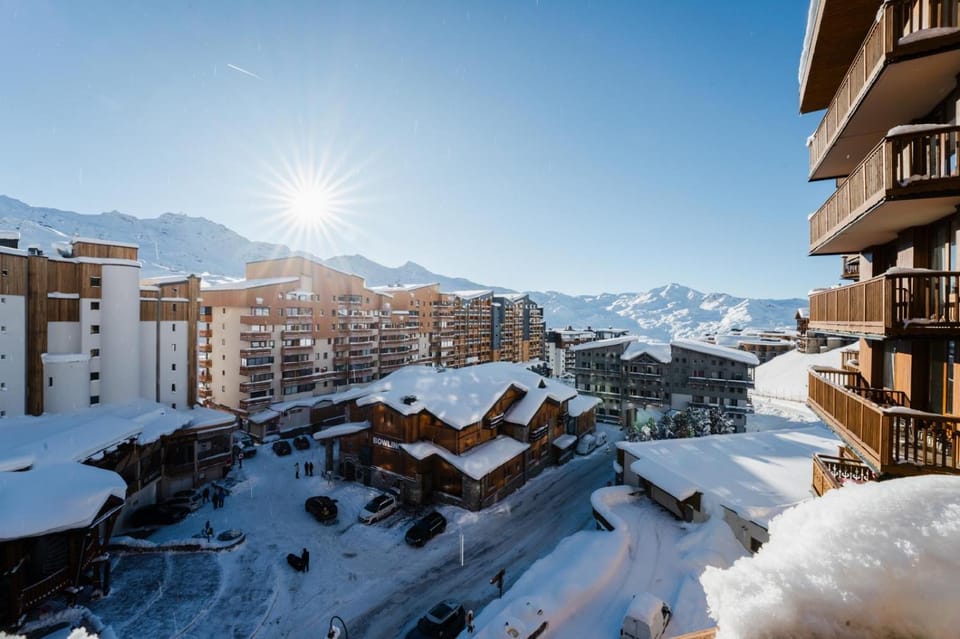 Val Thorens Cosy Pieds des pistes Centre Val Thorens 2 chbres Apartment in Val Thorens
