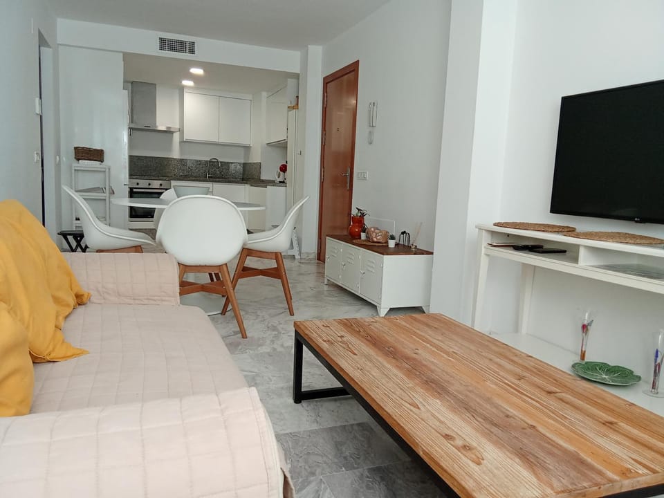 Communal lounge/ TV room, Living room