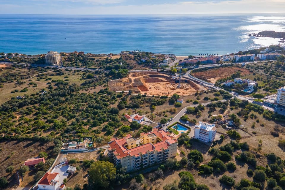 Property building, Bird's eye view
