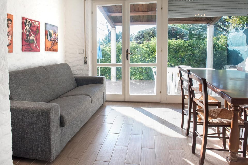 Trilocale al Taunus, con giardino e posto auto - N082 Apartment in Marche