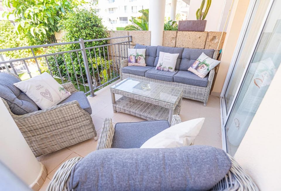 Day, Balcony/Terrace