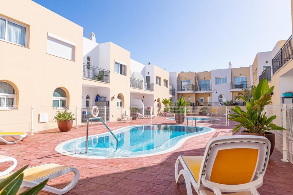 Pool view, Swimming pool, Swimming pool