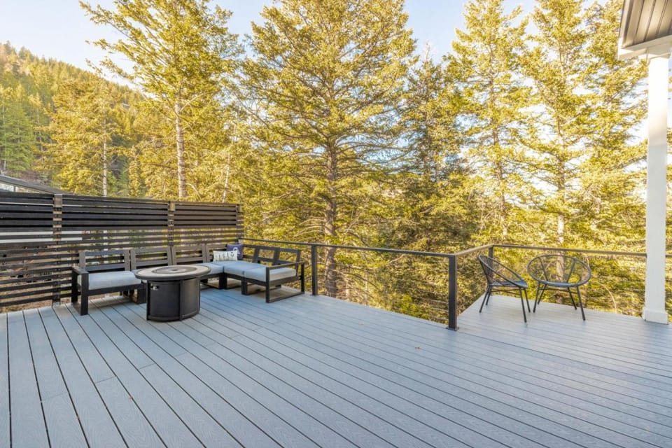 Park City Ski Base 7BR Hot Tub Views House in Summit Park