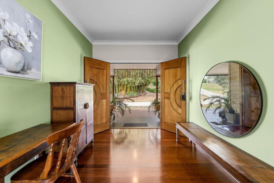 Zen-Inspired Hinoki Bath, Tatami and Washitsu Room House in Tamborine Mountain