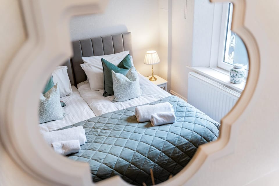 Bed, Photo of the whole room, Bedroom, towels, wardrobe